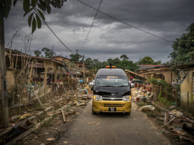 team recce hiace 16279309396 o